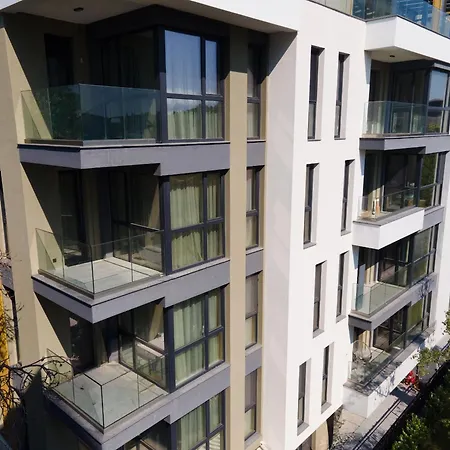 In Complex Elysia Garden Апартаменти Варна